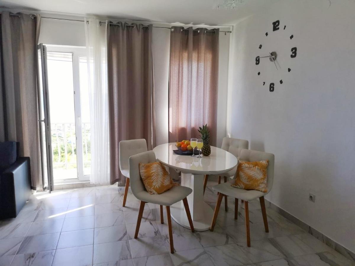 Apartment Wish Podstrana