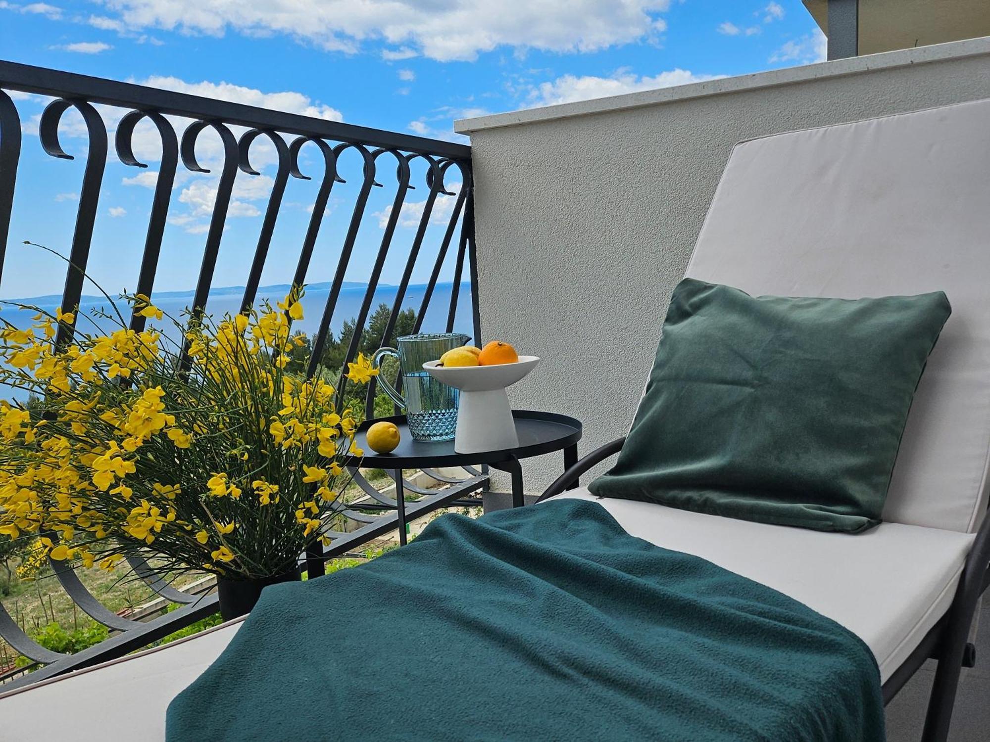 Wish Apartment Podstrana